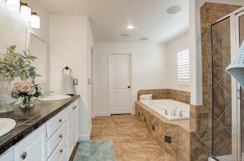 9559 Shenstone Dr, Parker CO 80134-6042 exterior