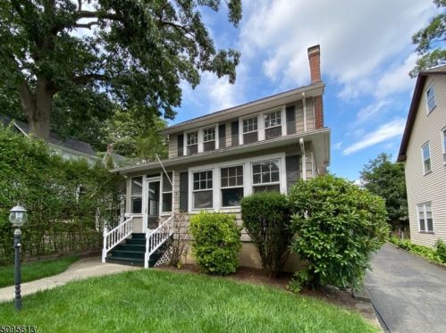 43 Woodside Ter, Town Center, NJ 07052-5024