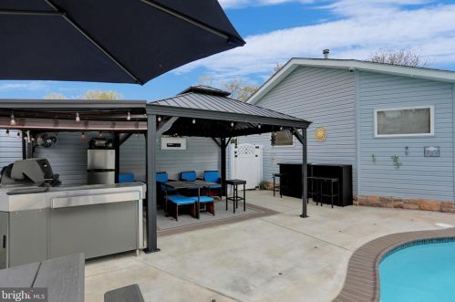 716 Paradise Rd, Aberdeen MD  21001-1613 exterior