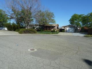 996 Deerhaven Ct, Redding, CA 96003-1940