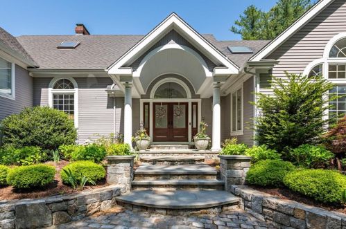 625 Allenton Rd, North Kingstown, RI 02852-6509