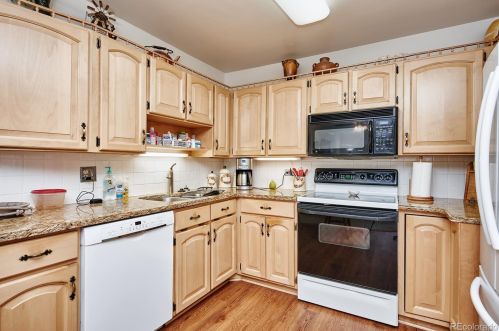 755 Alton Way, Denver CO 80247-1835 exterior