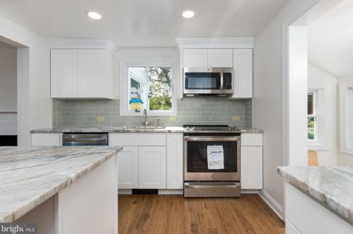 715 Cherry Valley Rd, Princeton NJ  08540-7920 exterior
