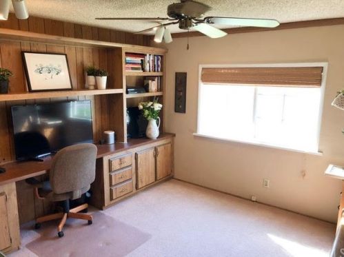 1320 San Bernardino Rd, Upland CA 91786-4948 exterior