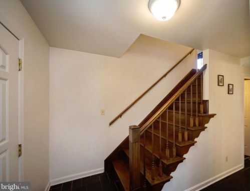 2502 Burgundy Dr, Fallston MD  21047-2112 exterior