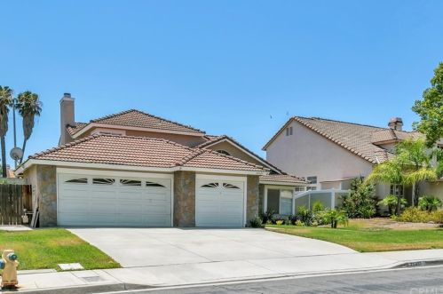 20497 Bloomfield Rd, Riverside CA  92508-2963 exterior