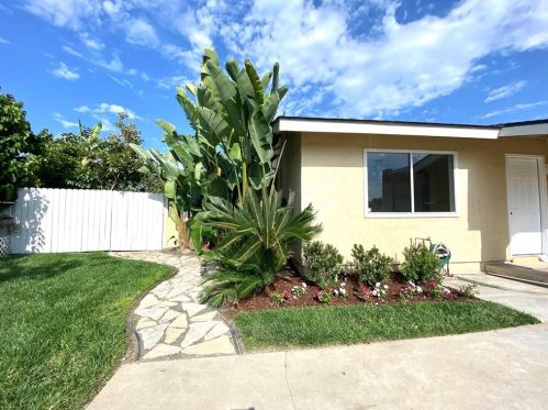 166 Warner St, Oceanside, CA 92058-1431