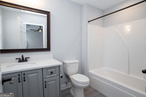 1201 Carriage Ridge Dr, Reynolds Plantation GA  30642-5494 exterior