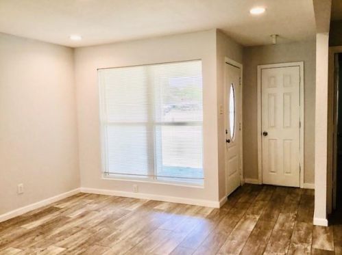 801 10th St, Princeton TX  75407-6676 exterior