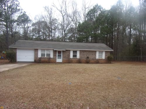 202 Lakewood Dr, Thomaston, GA 30286-5104