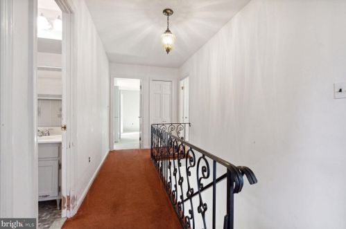 2417 Gate Dr, Silver Spring MD 20906-2207 exterior