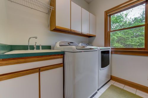 10627 Deerfield Rd, Cincinnati OH  45242-4212 exterior