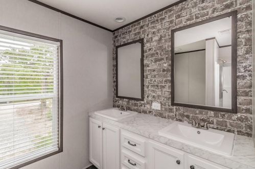 6152 Adelbert Dr, Fort Worth TX  76135-5226 exterior