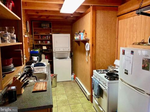 777 Evergreen Farms Dr, Wardensville WV 26851-8539 exterior