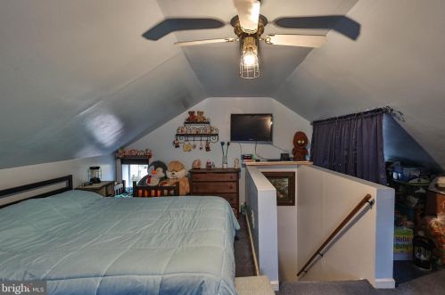 23 Central Ave, Bangor PA 18013-2221 exterior