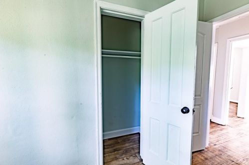 1361 Byrere Ter, Atlanta GA  30310-3927 exterior