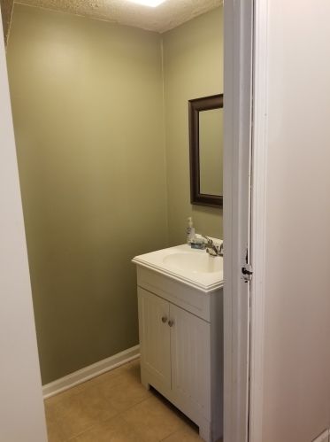 1215 Evergreen Dr, Carol Stream IL  60188-3307 exterior