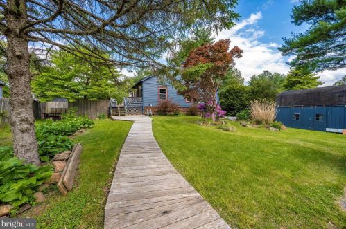18 Sunny Way, Graceham, MD 21788-1770