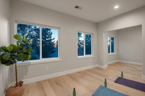 1709 Golden Hills Dr, Milpitas CA 95035-5002 exterior