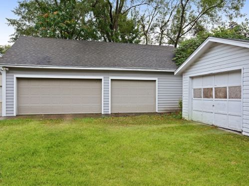 327 Loomis St, Naperville IL  60540-4725 exterior