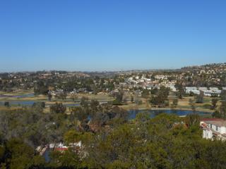 2454 Torrejon Pl, Carlsbad, CA 92009-8033