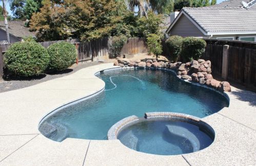 2401 Van Valin Pl, Modesto, CA 95356-0478