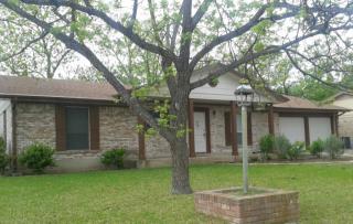 2609 Loyola Ln, Austin TX  78723-2236 exterior