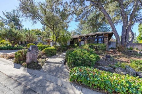 4941 Daru Way, Fair Oaks, CA 95628-5453