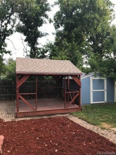 7001 52nd Ave, Arvada CO  80002-3701 exterior