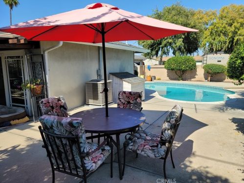 937 Cambria St, Anaheim CA  92801-3220 exterior