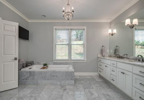 6110 Harleston Rd, Atlanta GA  30328-4108 exterior
