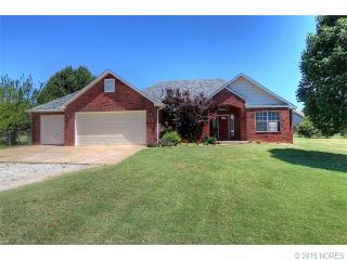 4793 Redbud Dr, Claremore, OK 74019-0145