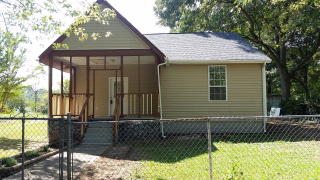 451 American Dr, Dalton, GA 30720-7933