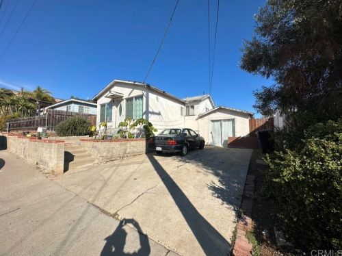 1135 Colusa St, San Diego, CA 92110-1711