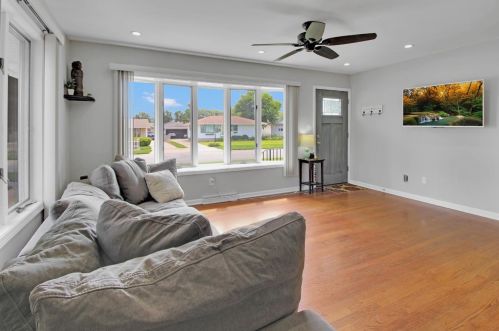 9434 Farmer Dr, Hammond IN  46322-2957 exterior