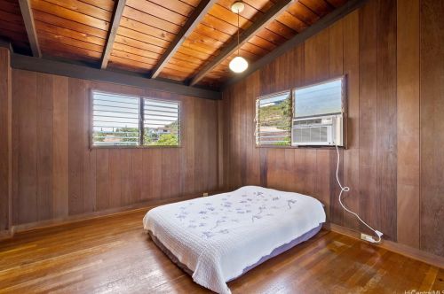 3473 Ala Hinalo St, Honolulu HI  96818-2227 exterior