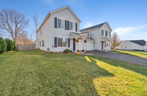 625 Briarcliff Dr, Minooka, IL 60447-8825
