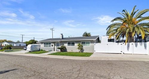 1045 Sycamore Ave, Orange CA  92868-2156 exterior