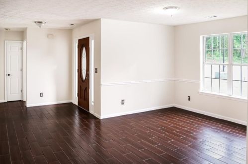 7171 Cedar Hill Dr, Gainesville, GA 30507-9576