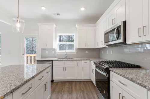 932 Brookmere Ct, Atlanta GA  30349-6866 exterior