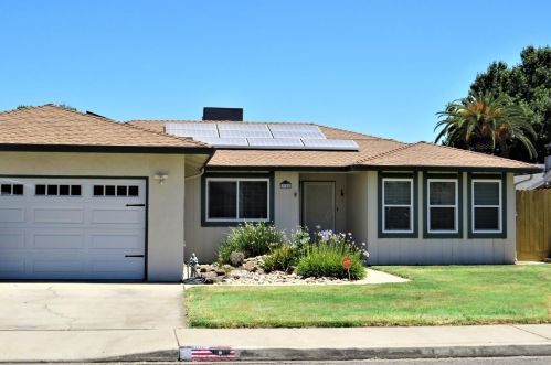 3904 Dragoo Park Dr, Modesto, CA 95356-1818