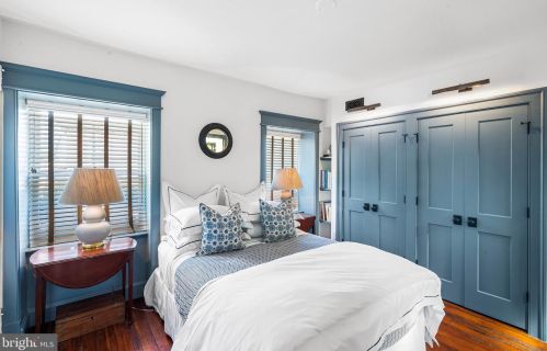 718 22nd St, Philadelphia PA 19130-0027 exterior