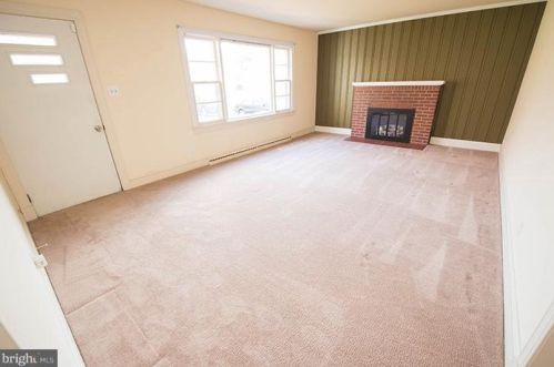 102 Gurney Dr, Fruitland MD  21826-1315 exterior