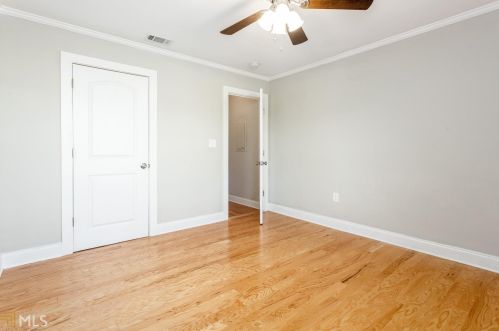 2580 Harris St, Atlanta GA  30344-2624 exterior