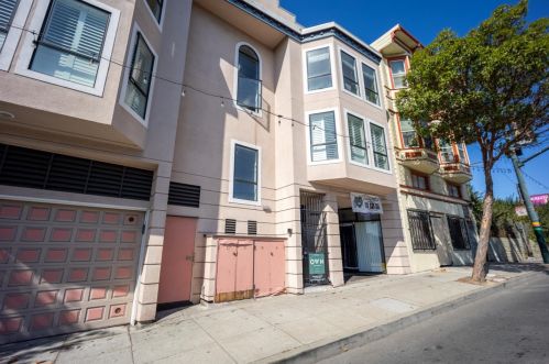 5264 3rd St, San Francisco CA  94124-2655 exterior