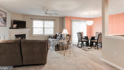 1803 Windsong Ln, Lancaster, PA 17602-7002