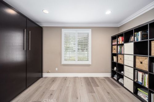 2405 Avalon Ave, Santa Ana CA 92705-7903 exterior