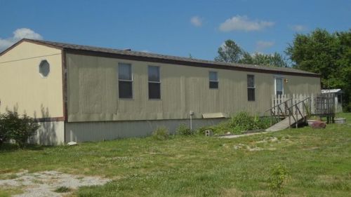 2085 Highway Yy, Half Way, MO 65663-9276