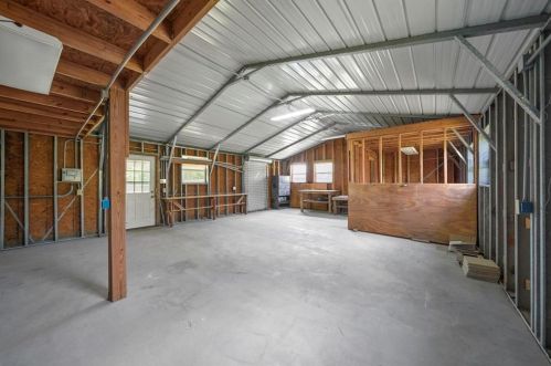 205 Bert St, Angleton TX 77515-5274 exterior