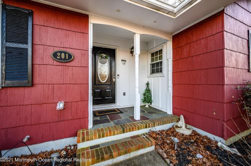 201 Nautilus Blvd, Lacey, NJ 08731-1803
